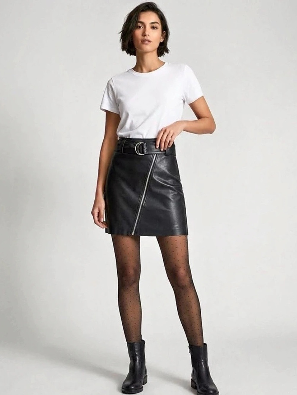 DO+BE Y15913 Faux Leather Mini Skirt in Black Size Medium